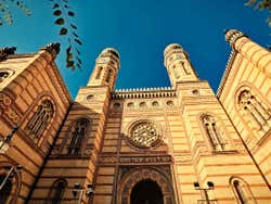 Fachada da sinagoga